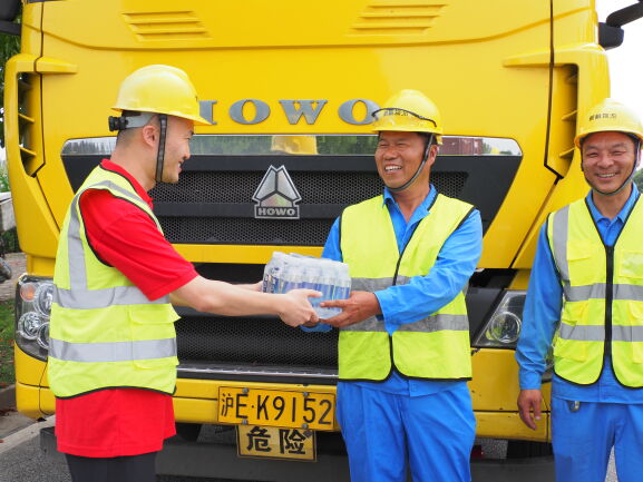 Long distance order Den Hartogh China and XT Logistics